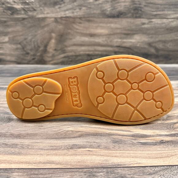 NIB Born Miarra 8M 38-39 Natural Big Buckle Leather Slide Sandals - Picture 7 of 11